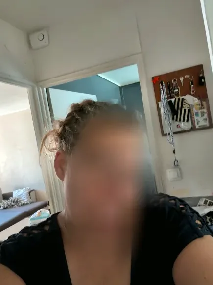 Antonia, 40