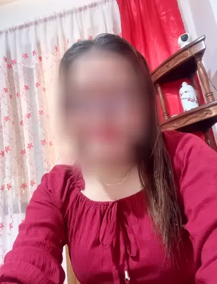 Juliane, 38