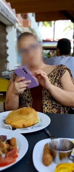 Kim, 39