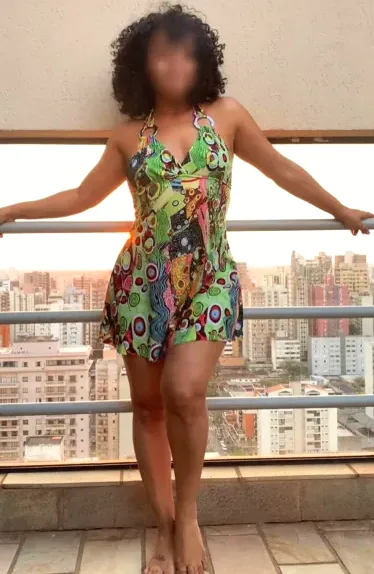 Rebecca, 40