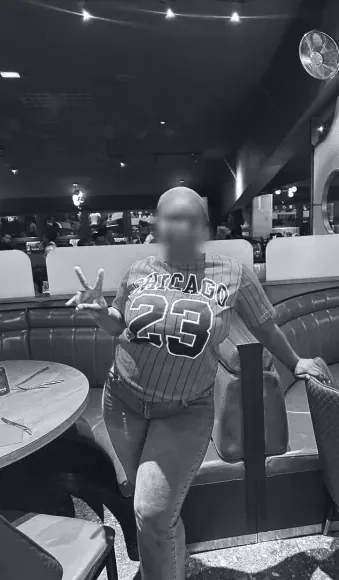 Romy, 22